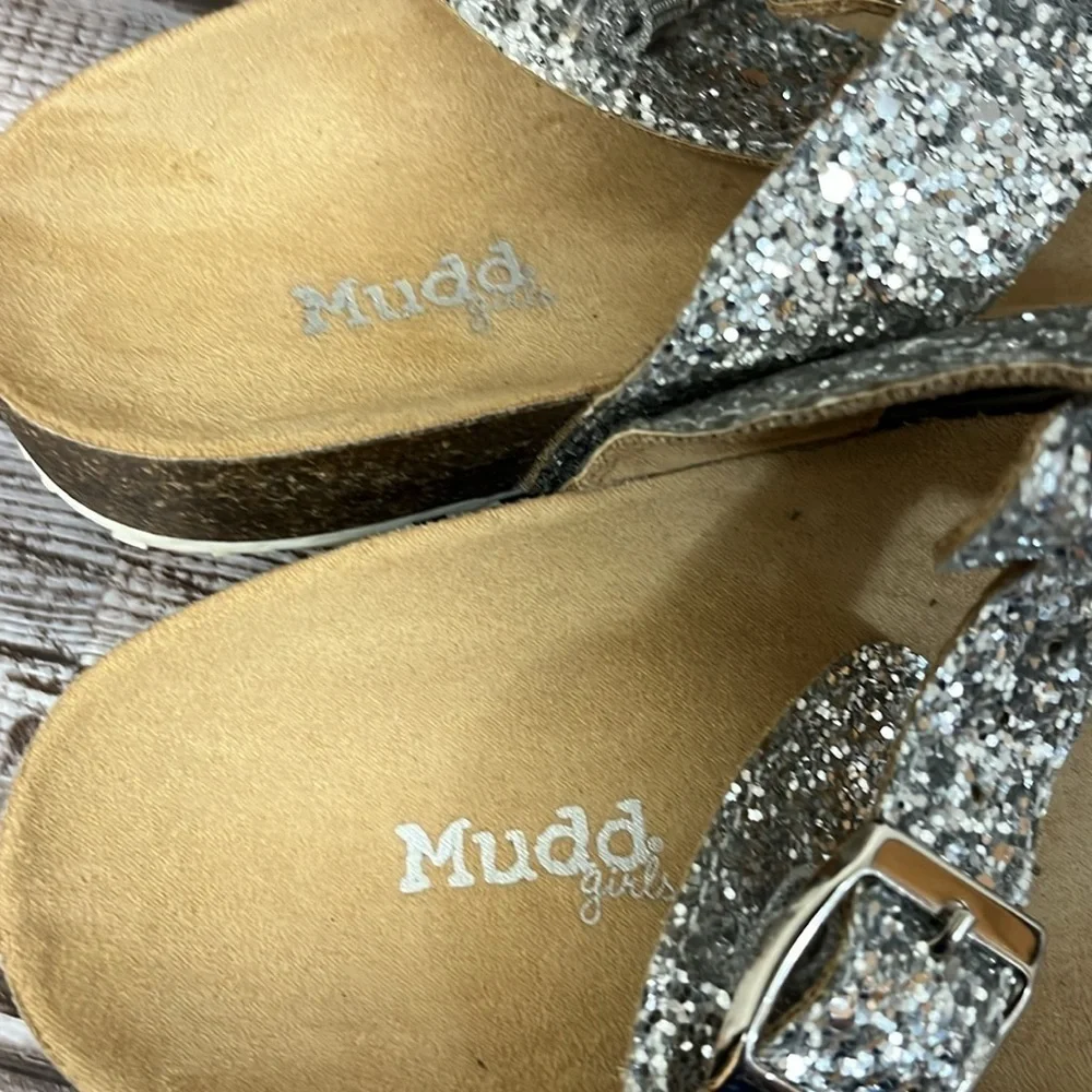 Mudd Silver Glitter Thong Sandal Big Girl size 5 Women’s size 7 - Picture 11 of 13